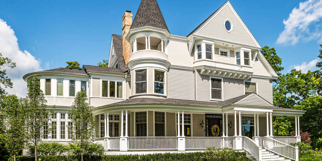 CLEAR FINGER JOINT (FJ) 1X6 THIN BEVEL CEDAR SIDING PRIMED AND PAINTED HOME IN CHICAGO