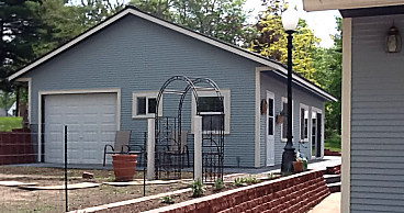 EXAMPLE OF 1x4 THIN BEVEL MILL SELECT STK GRADE PRIMED & PAINTED
