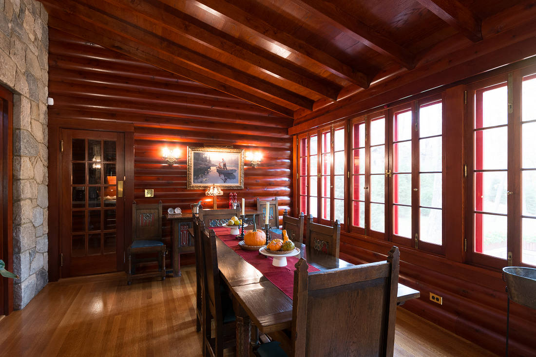 2x10 CEDAR LOG PANELING MILL SELECT STK - DINING ROOM NEW YORK